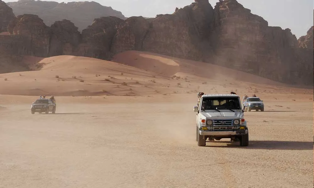 Half-Day Jeep Tour To Wadi R...