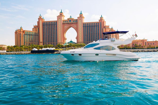 Boat Ride in Dubai to Dubai Marina & Palm Jumeirah