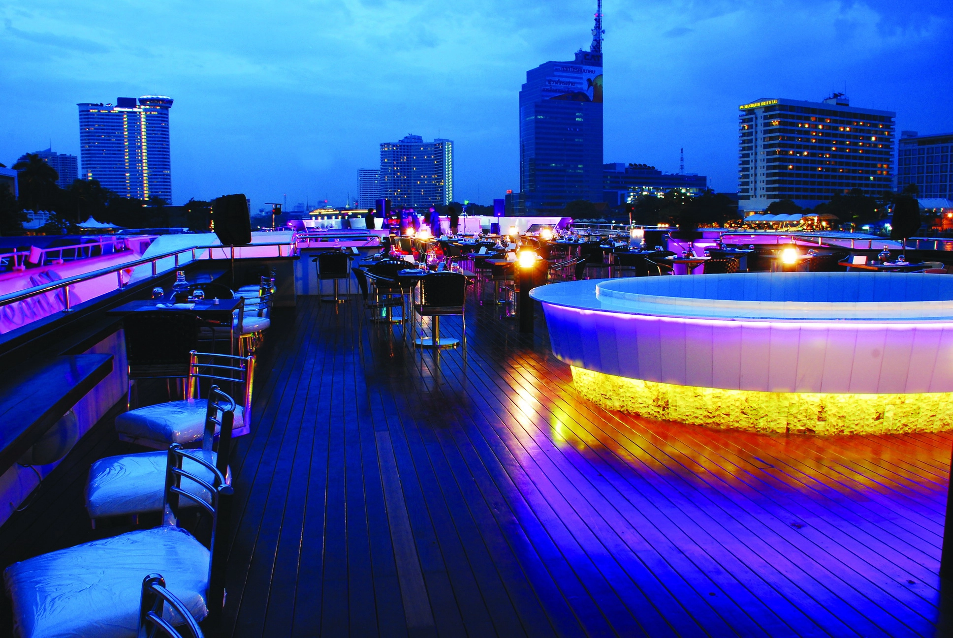 Chao Phraya River Dinner Cruise, Thailand