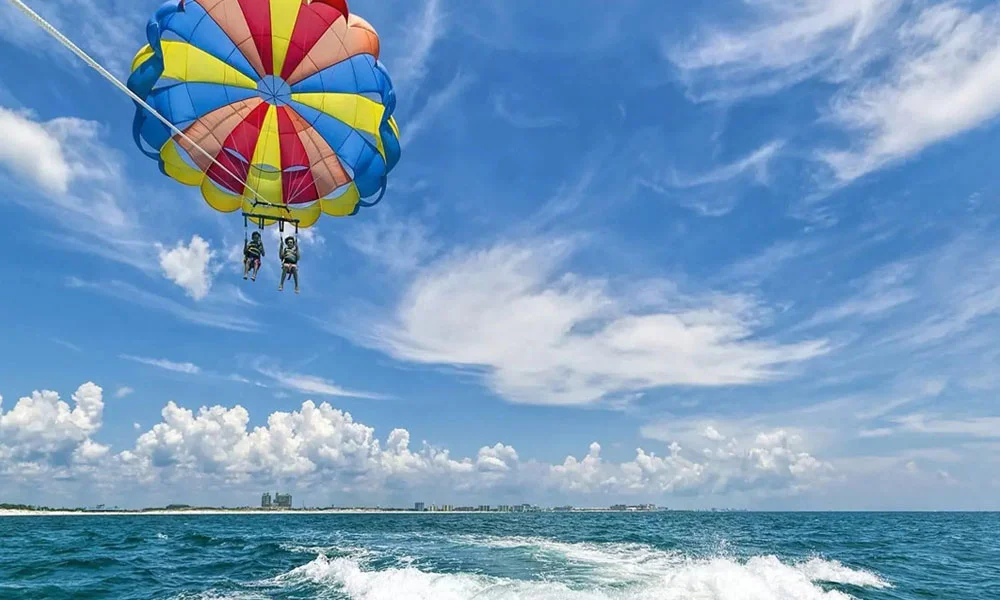 Parasailing In Dubai