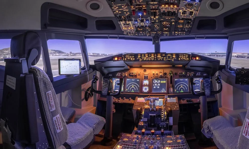 Dubai Flight Simulator Experience