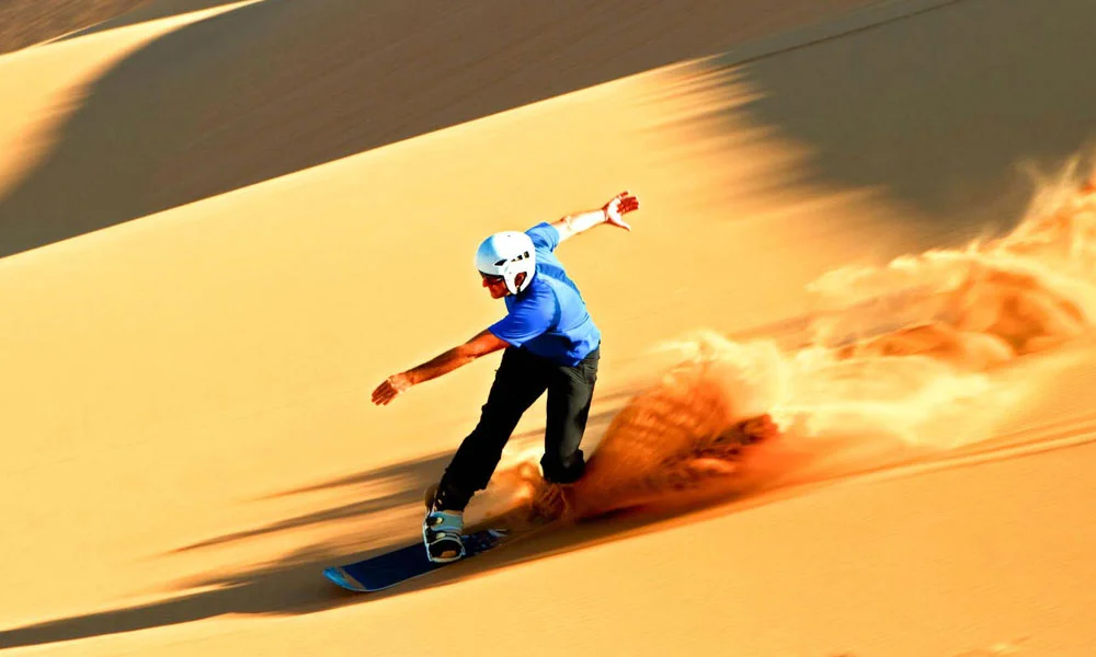 Sandboarding in Dubai
