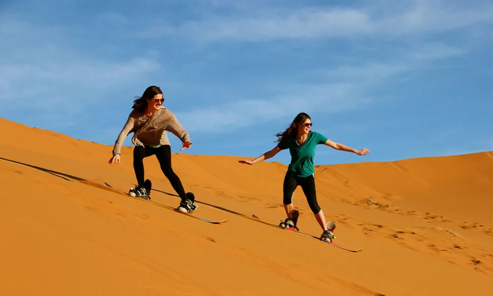 Sandboarding in Dubai