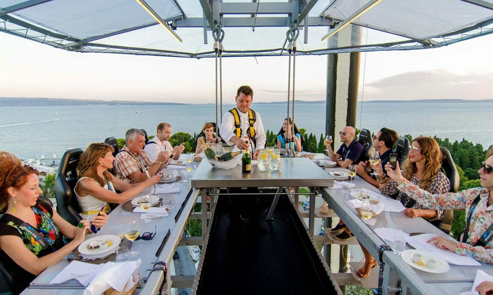 Dinner in the Sky Dubai