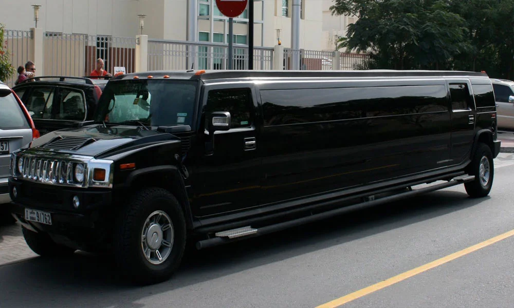 Enjoy a Limousine Ride In Dubai