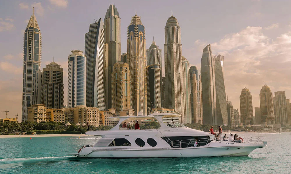 Boat Ride in Dubai to Dubai Marina & Palm Jumeirah