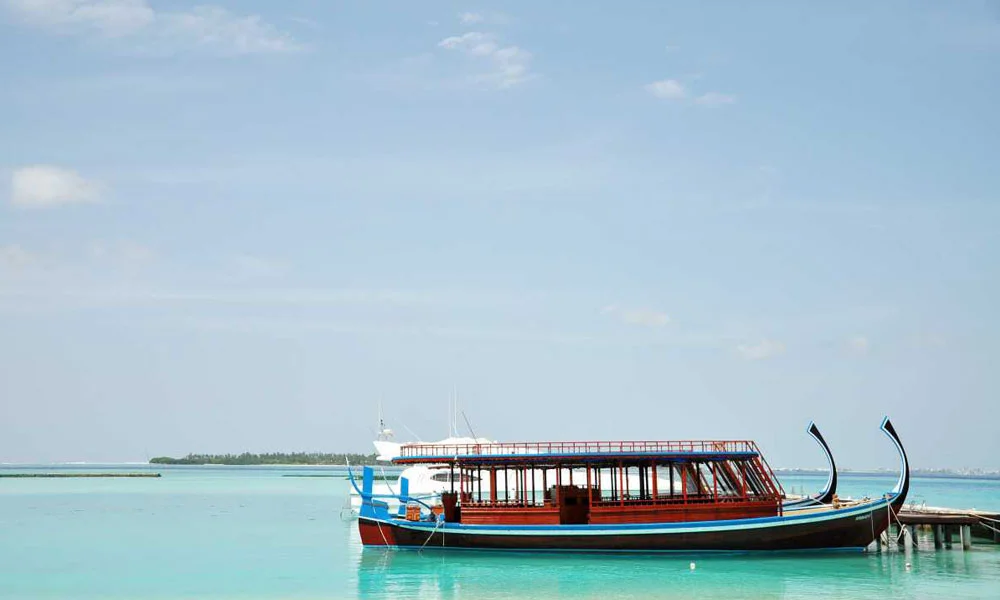 Maldives Island Hopping Tour