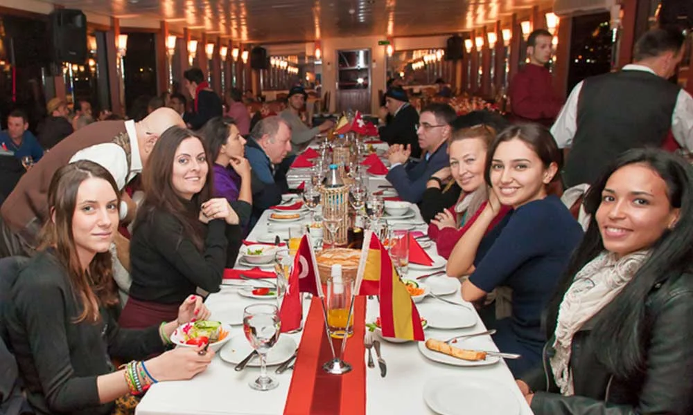 Istanbul Bosphorus Cruise Tour, Istanbul