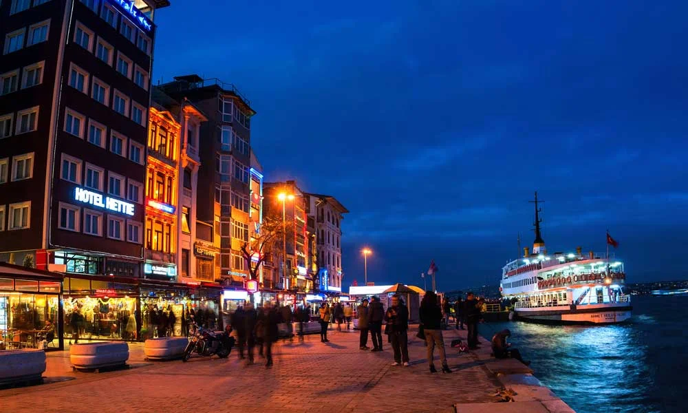 Istanbul Bosphorus Cruise Tour, Istanbul