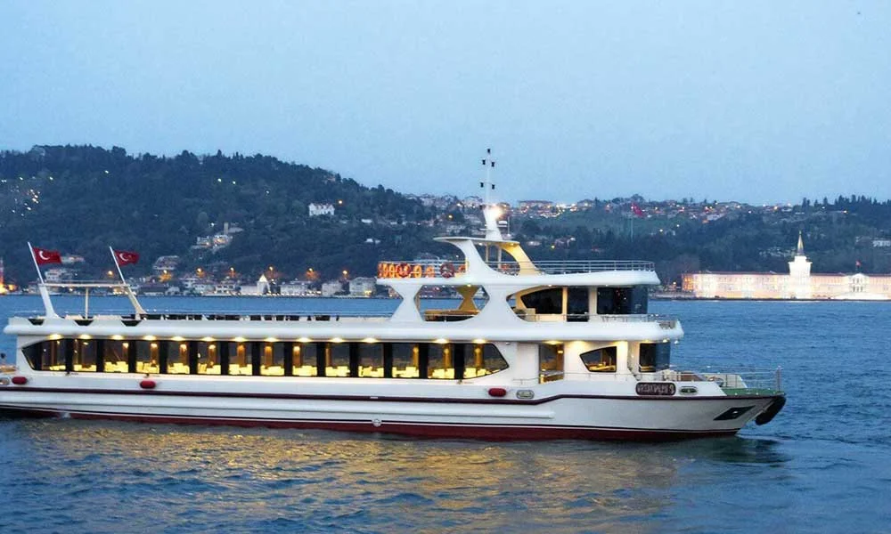 Istanbul Bosphorus Cruise Tour, Istanbul