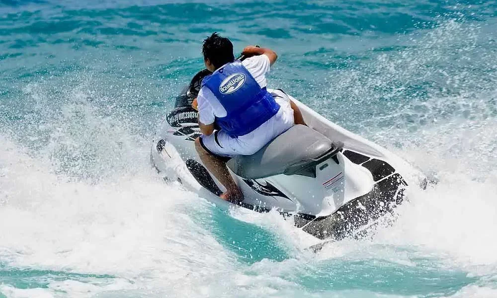 Jet Ski at Bentota Beach