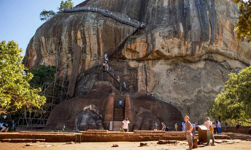 Sigiriya Lion's Rock Fortress Day Tour