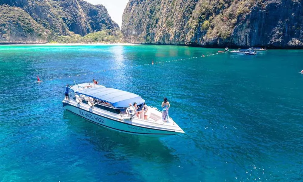 Phi Phi Island Tour By Speedboat from Phuket