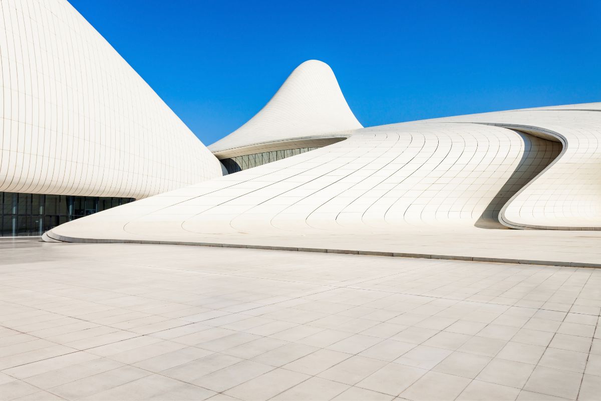 Baku: Private Tour with Heydar Aliyev Museum & Maiden Tower