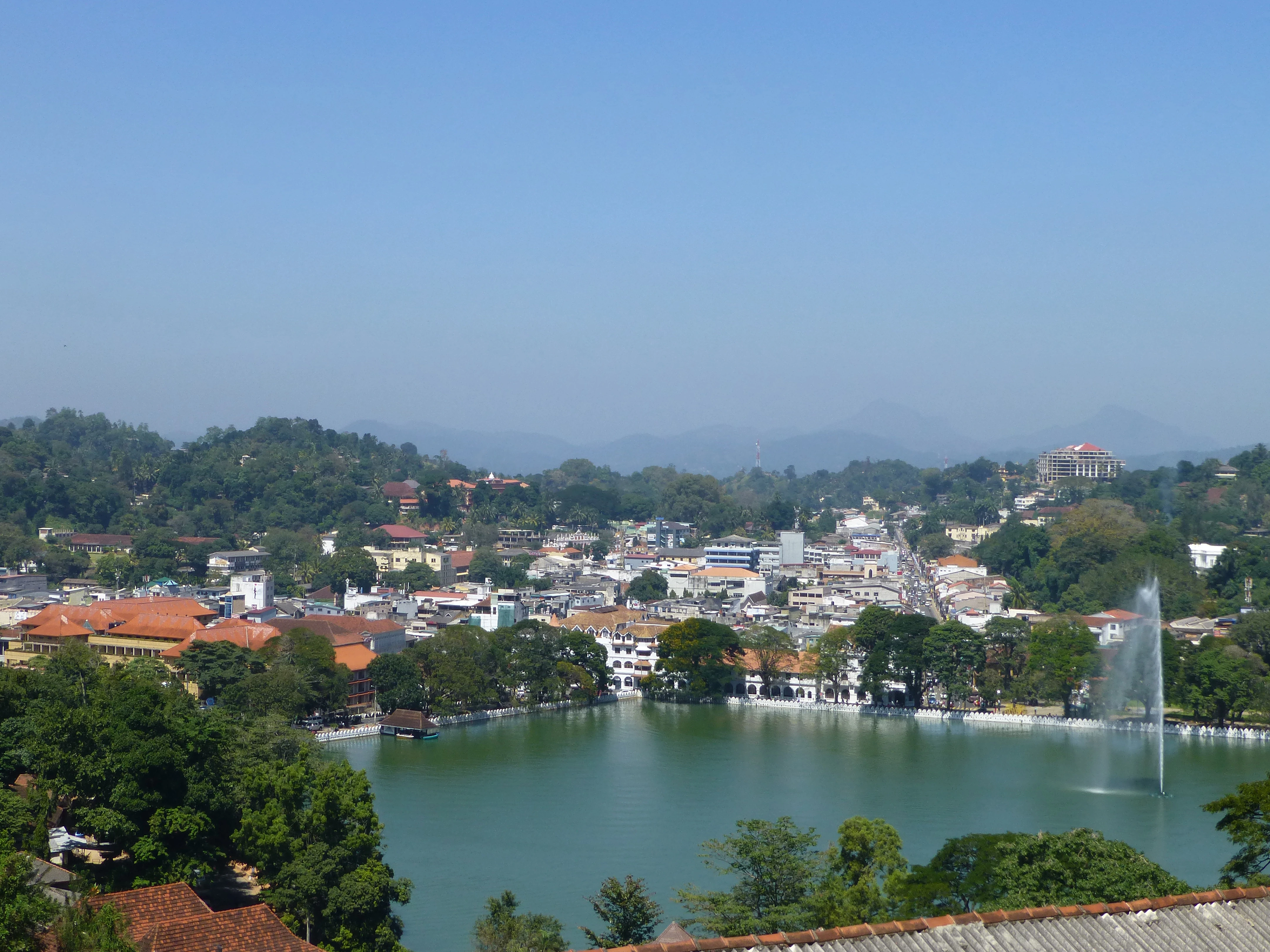Kandy Lake