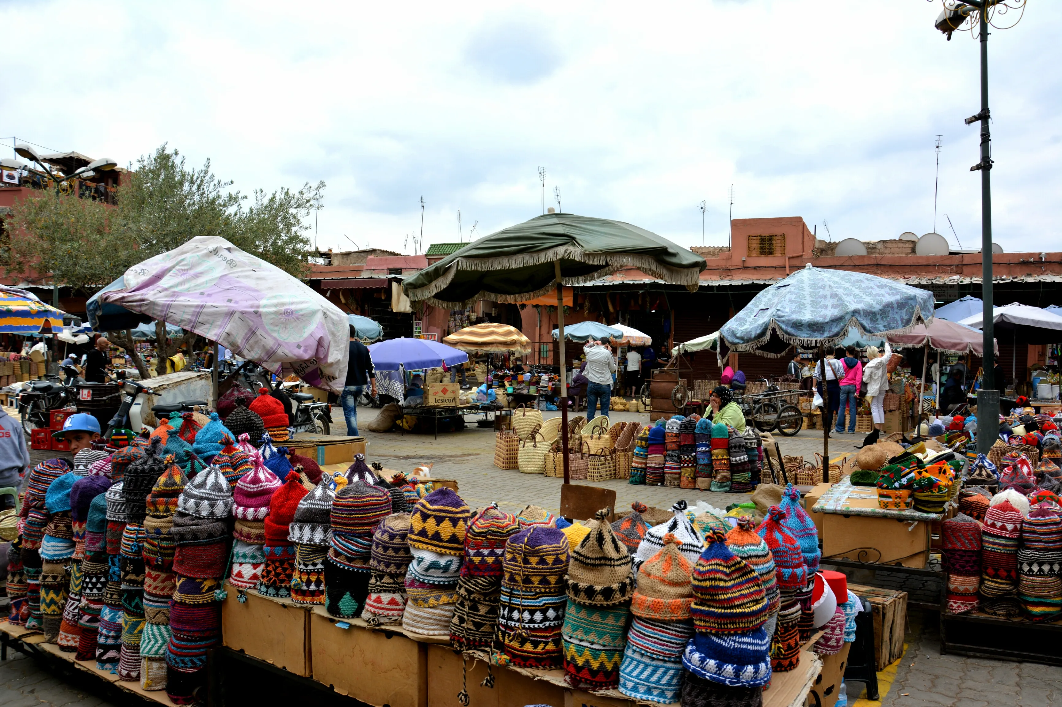 Nishat Market