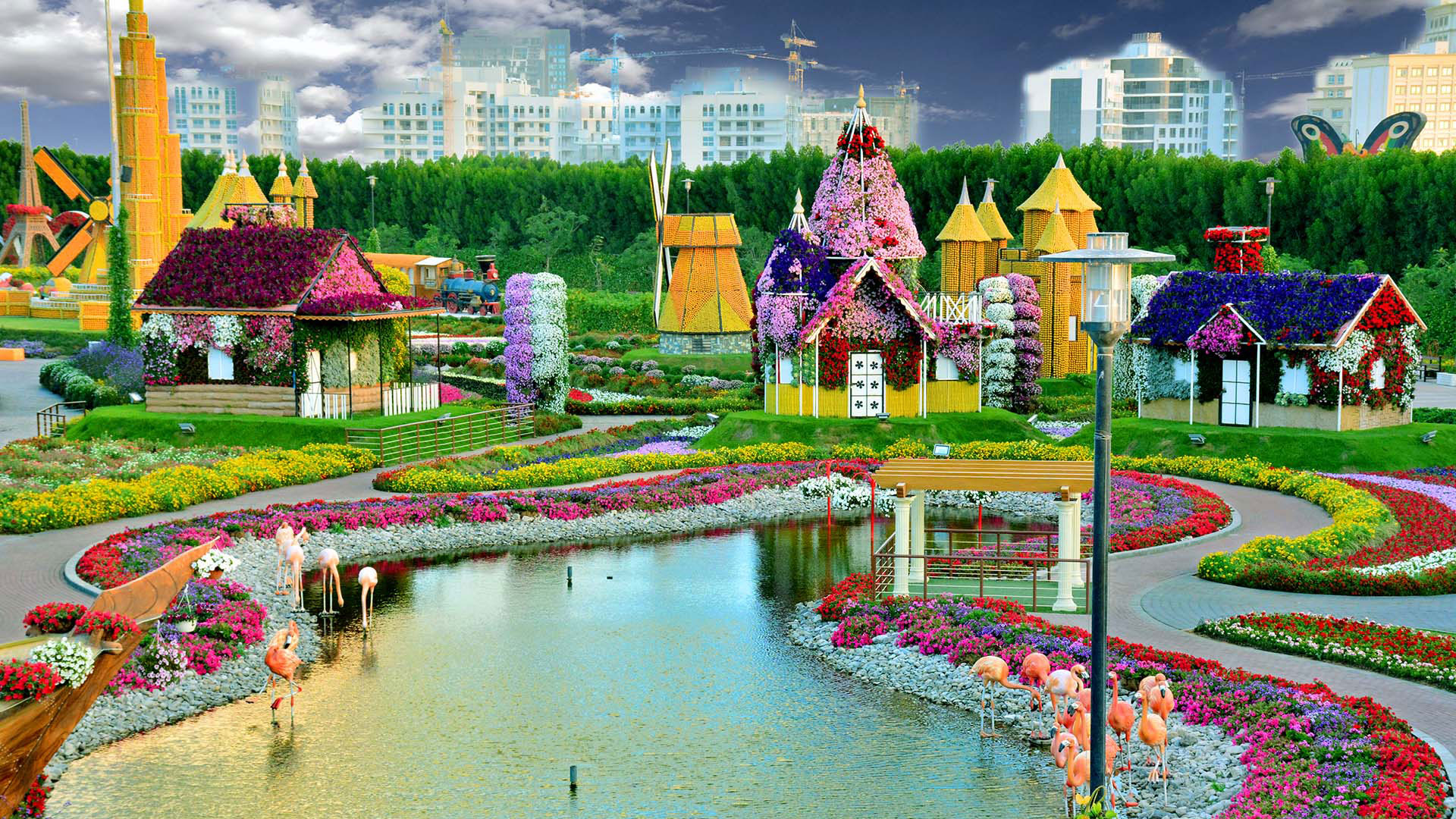 Dubai Miracle Garden in Dubai