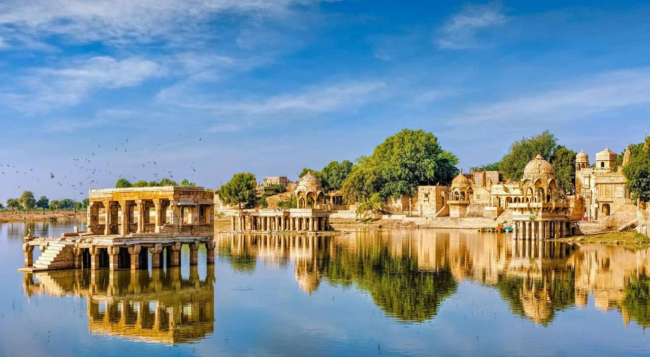 Gadi Sagar Lake in Jaisalmer