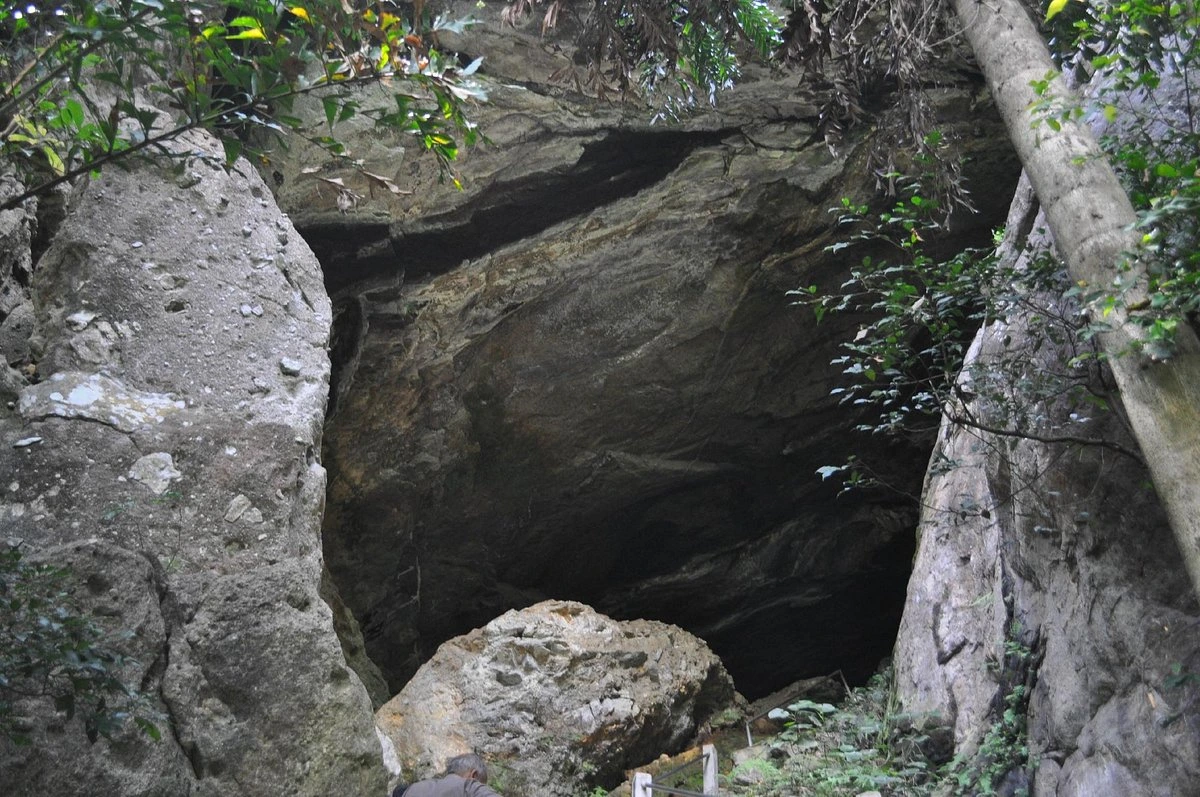 Ravana's Cave in Sri Lanka