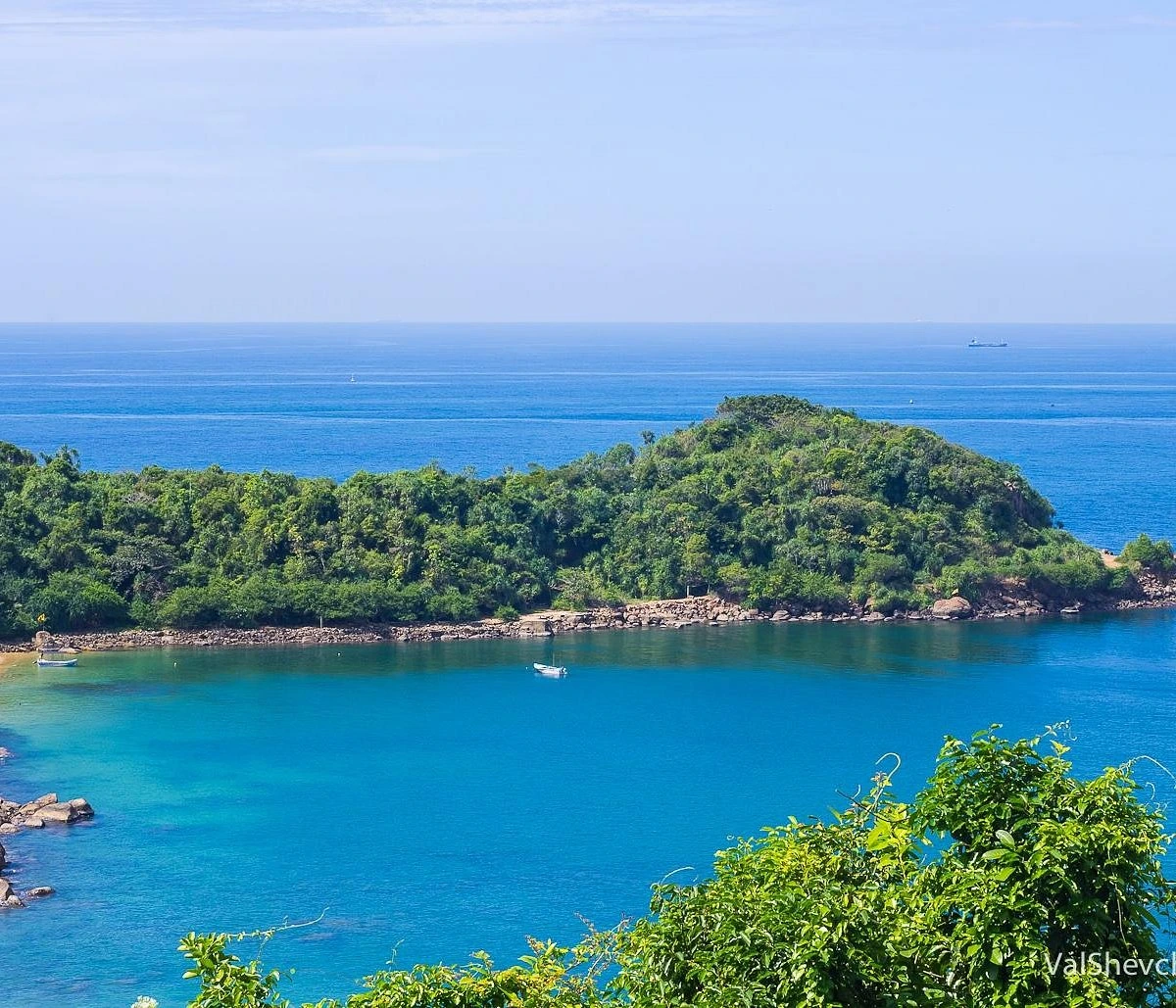 Jungle Beach in Sri Lanka