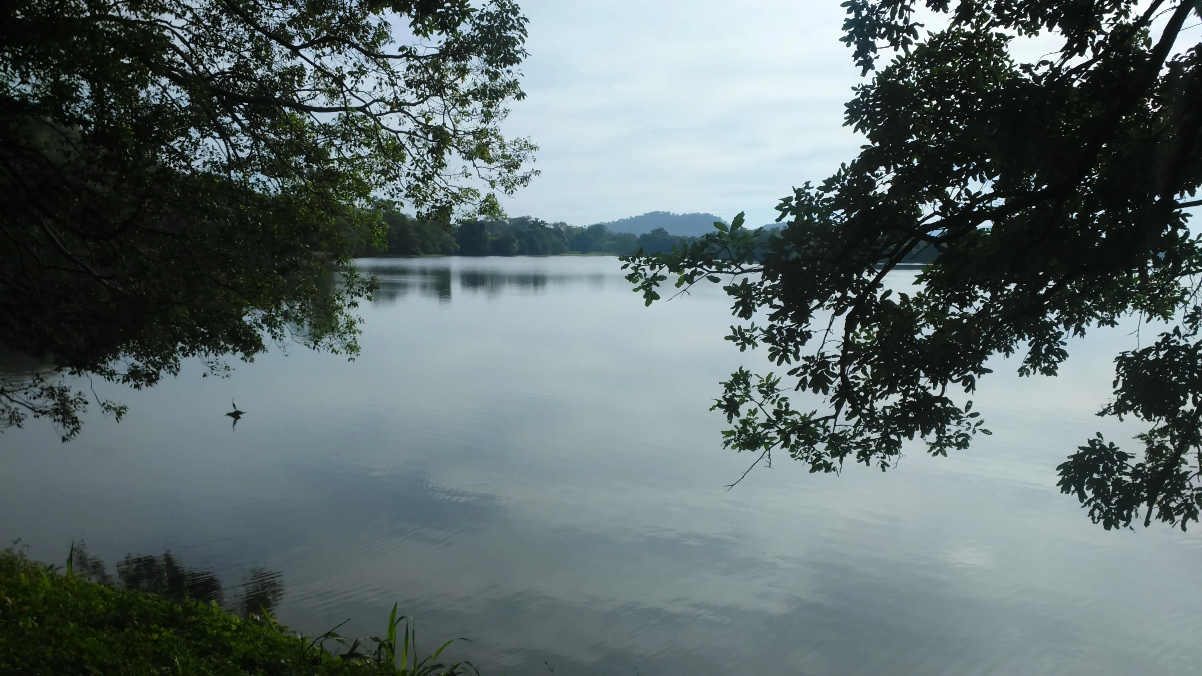 Mahiyanganaya Sorabora Lake in Sri Lanka