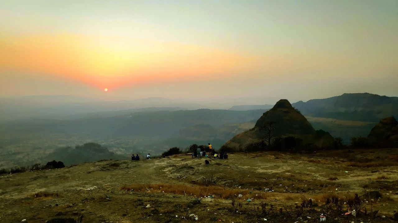Vetal Tekdi in Pune