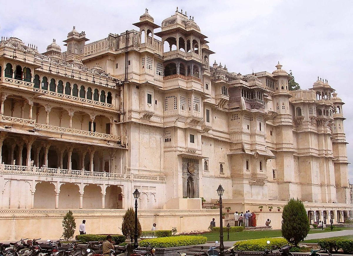 10 Days Colourful Rajasthan Tour from Delhi