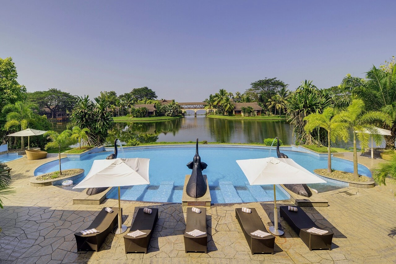 6 Nights 7 Days Tour to Kerala