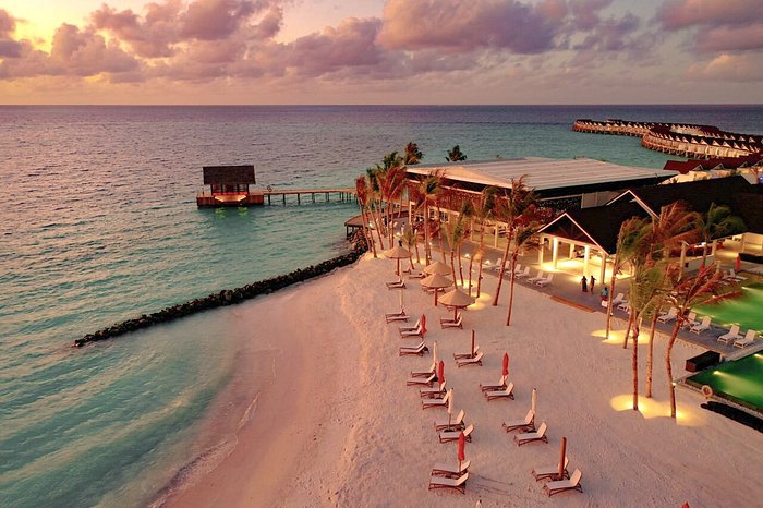 OBLU Select Xperience Ailafushi, Maldives